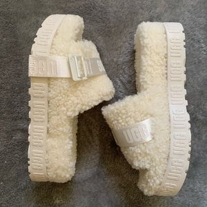 UGG Fluffita Slide